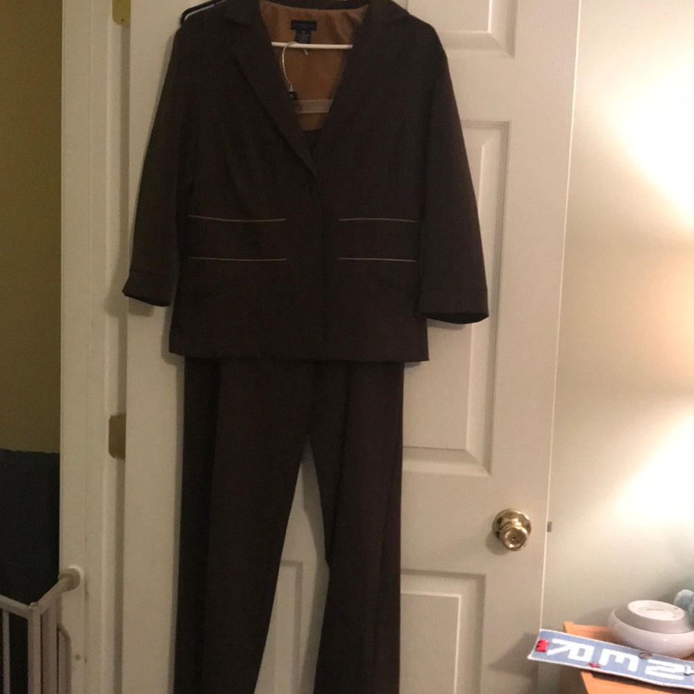 Work pants suit